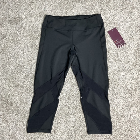 Zella Black Cropped Mesh Panel Leggings  Activewear Workout Yoga Size M NWT - Picture 1 of 10